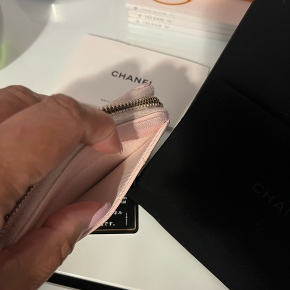 Chanel Pink Quilted Caviar Leather Wallet - Picture 5 of 8